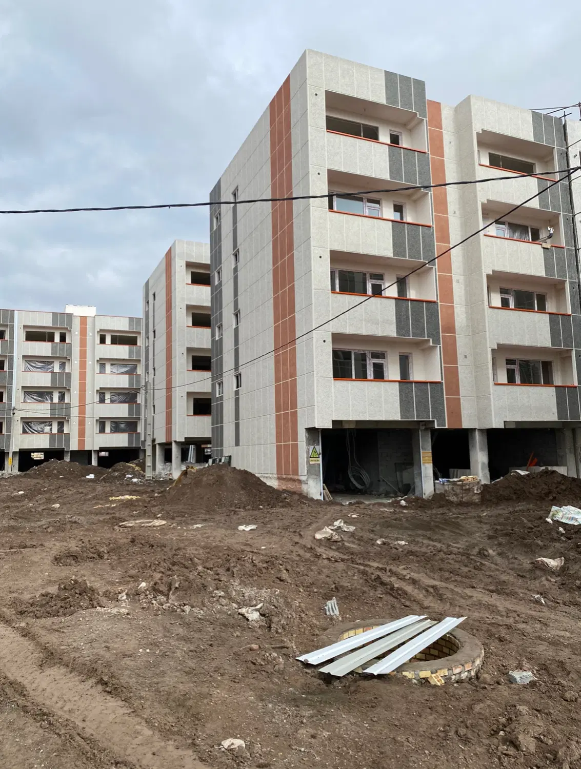 مسکن ملی چهارصد کلید آماده تحویل