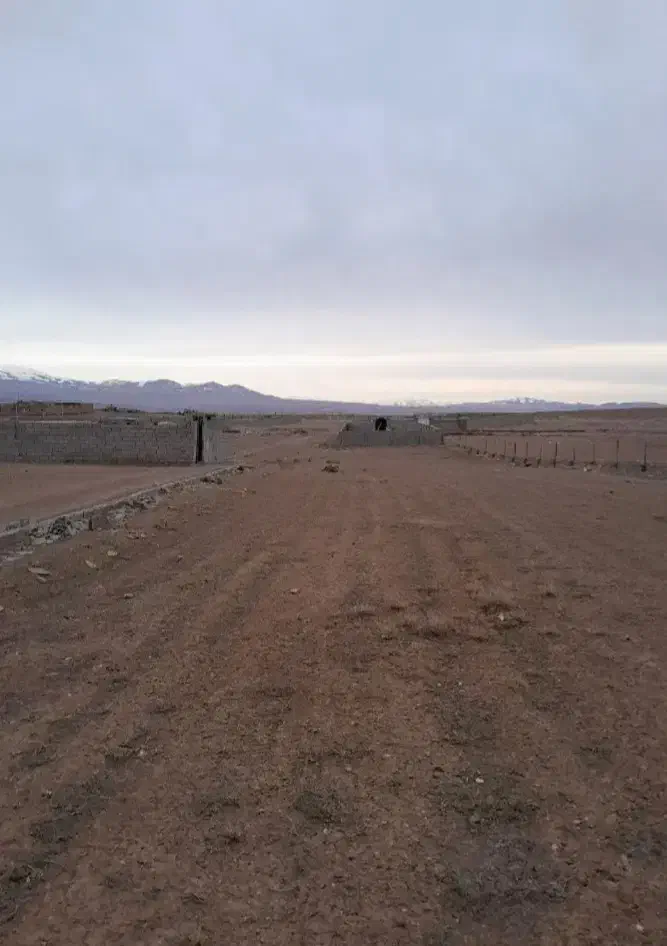 زمین ۴۰۰متری در نمرور
