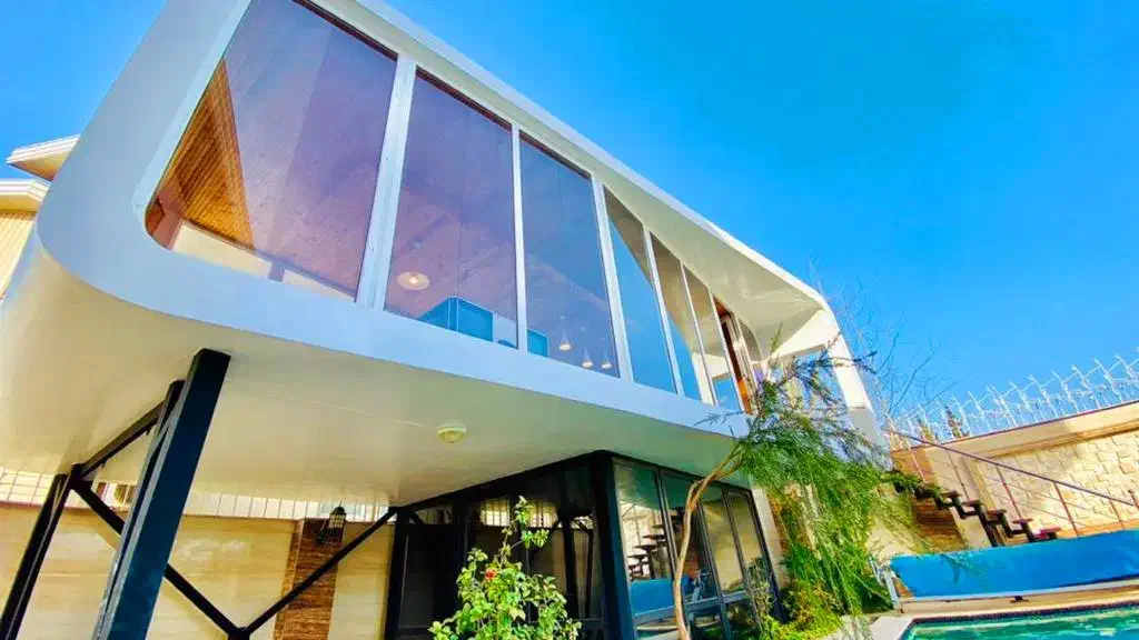 اجاره ویلا  استخردارجکوزی ساحلی امین اباد