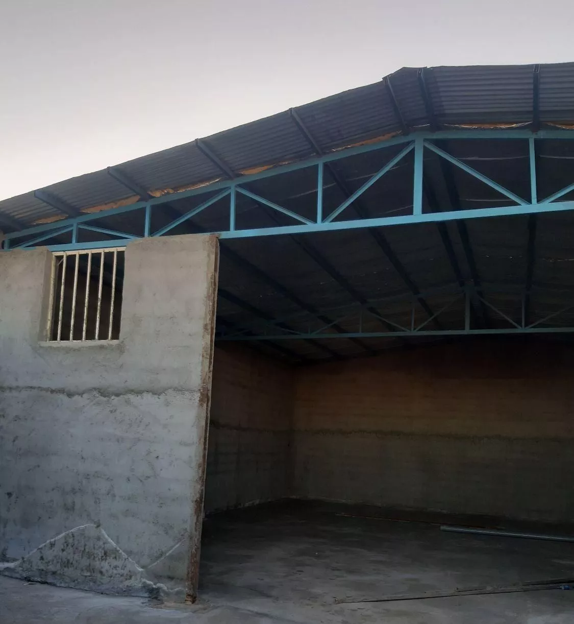 ۲۳۰ متر سوله ابتدای اتوبان خاتون آباد