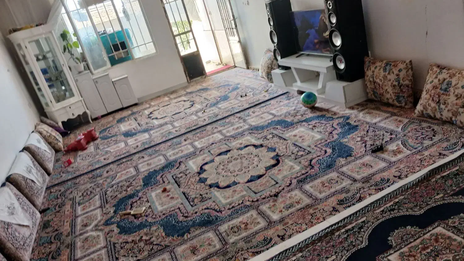 منزل بزرگ و دلباز دو طبقه جداگانه ۱۲۰ متر
