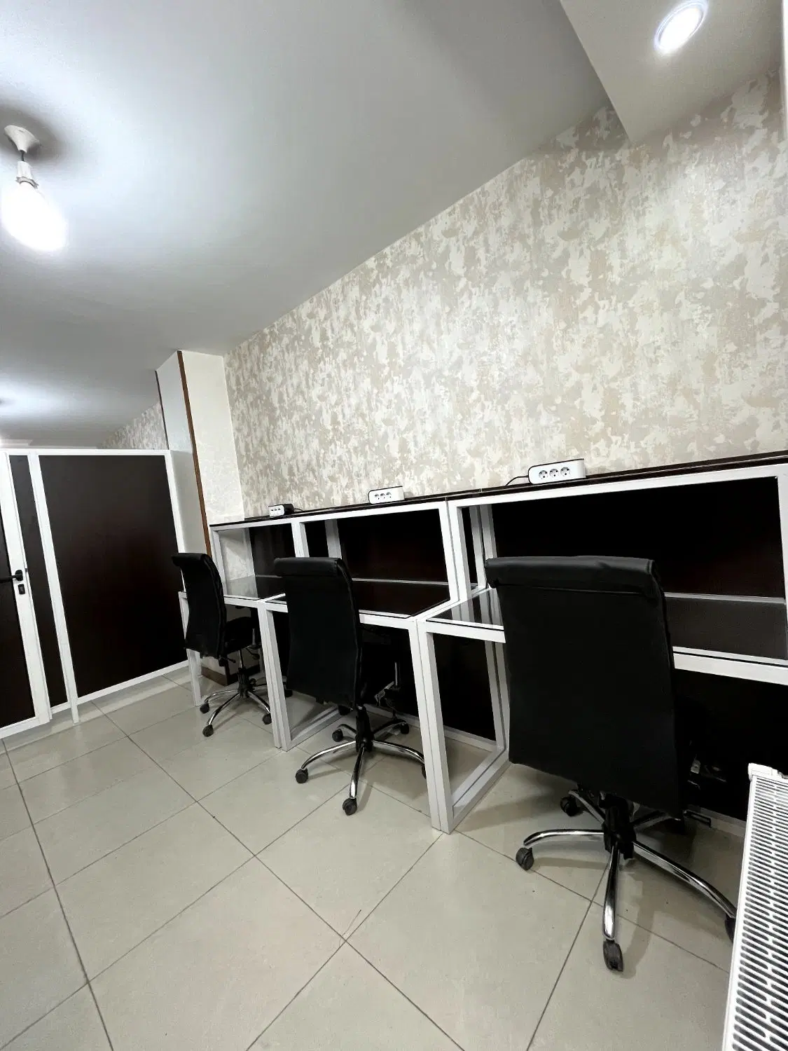 اجاره میز تعمیرات موبایل ـ لپتاپ ـ کنسول