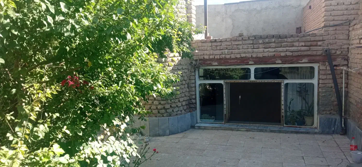 فروش حیاط ویلایی