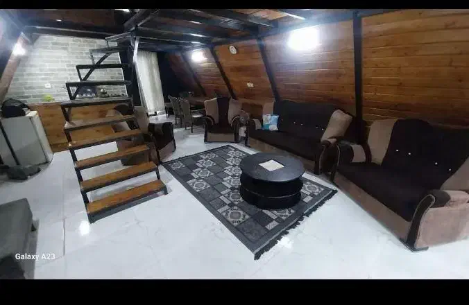 کلبه سوییسی (پاسخگویی شبانه روزی)