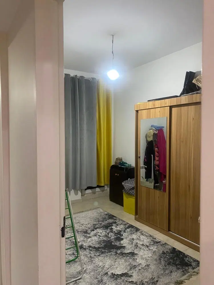 آپارتمان ۹۰ متری شهرک ناز