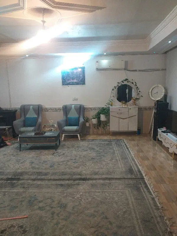 یک واحد اپارتمان ۸۰ متری