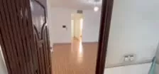 ۶۸ متر دو خواب، پارکینگ دار، قلب شهرک سینا