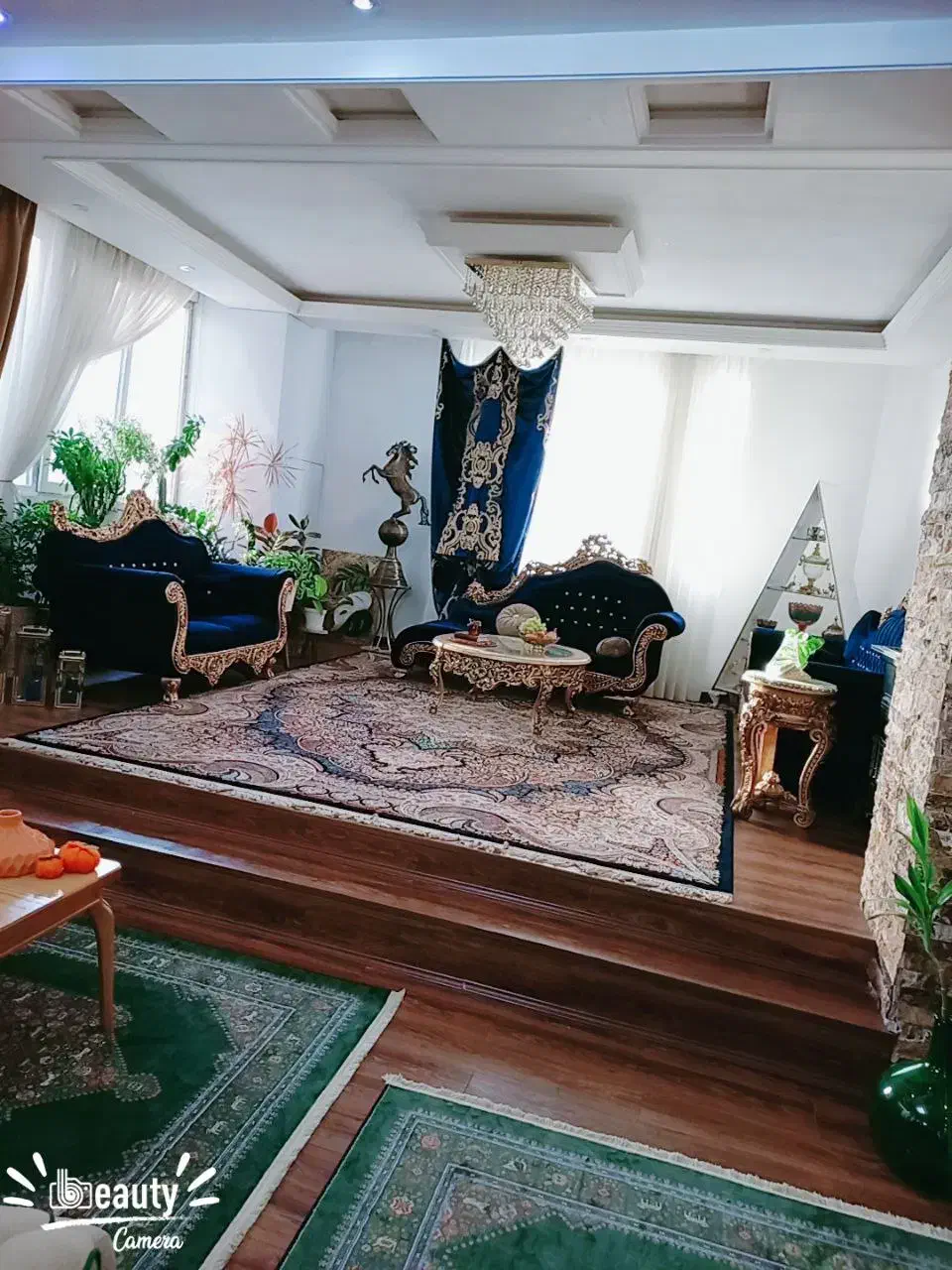 اپارتمان ۱۷۰ متری شیک و خاص