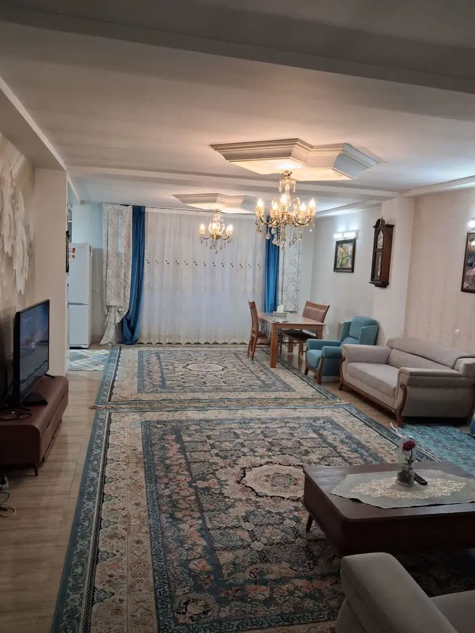 فروش واحد ۱۴۰متری گلستان ۲