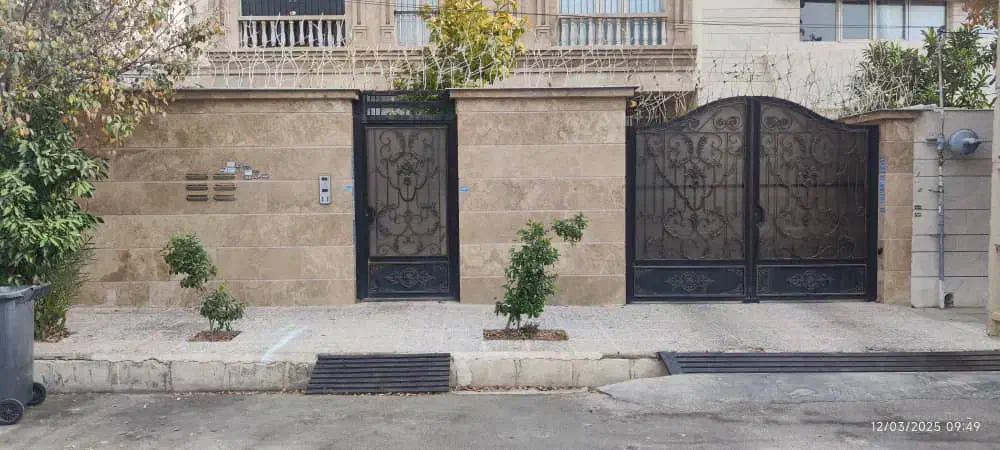 ویلایی شهرک بزین