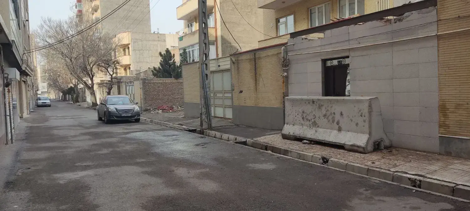 زمین حصار 43 متری جلالیه