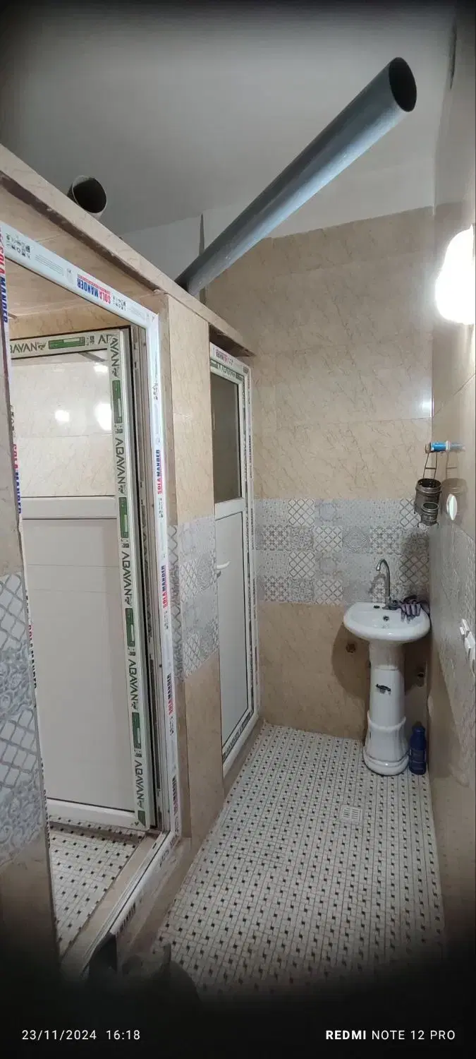مغازه ۹۰ متری