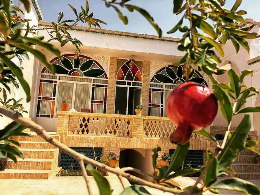 زمین و خانه سینم