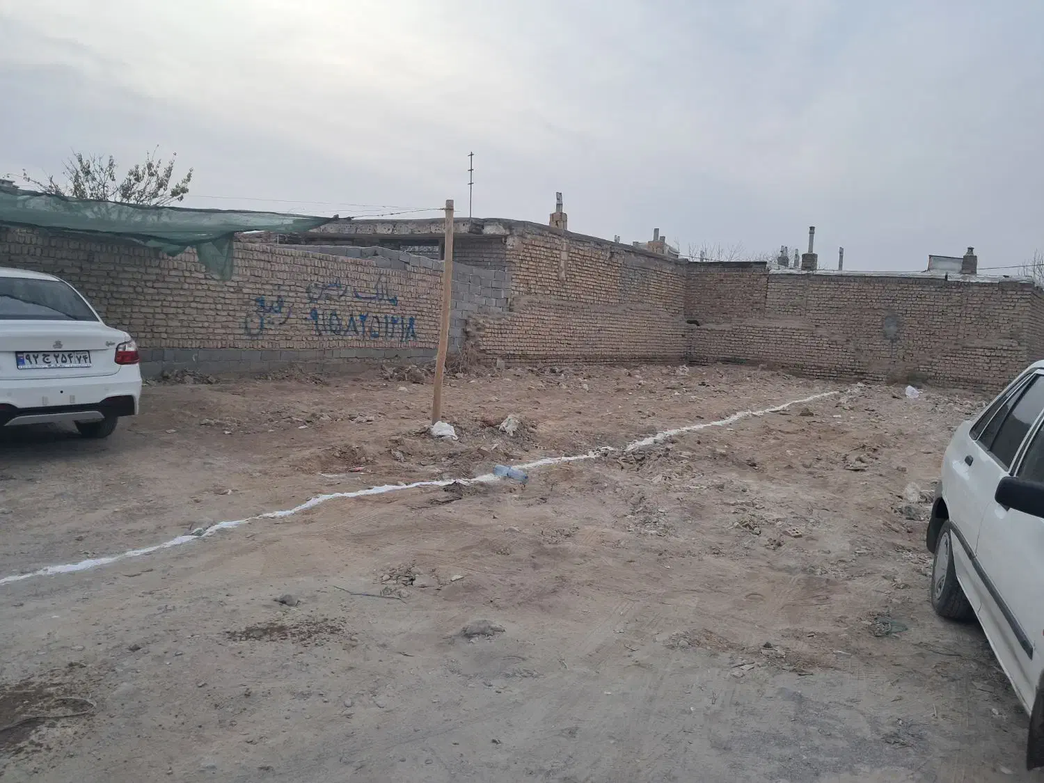 زمین با ابعاد ۶_۵در۲۵ مدارک معتبر  وموقعیت مناسب