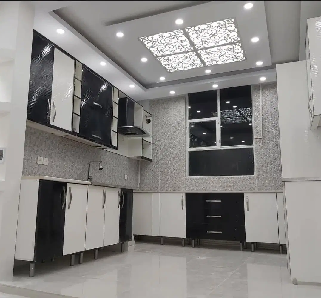 آپارتمان ۸۳ متری