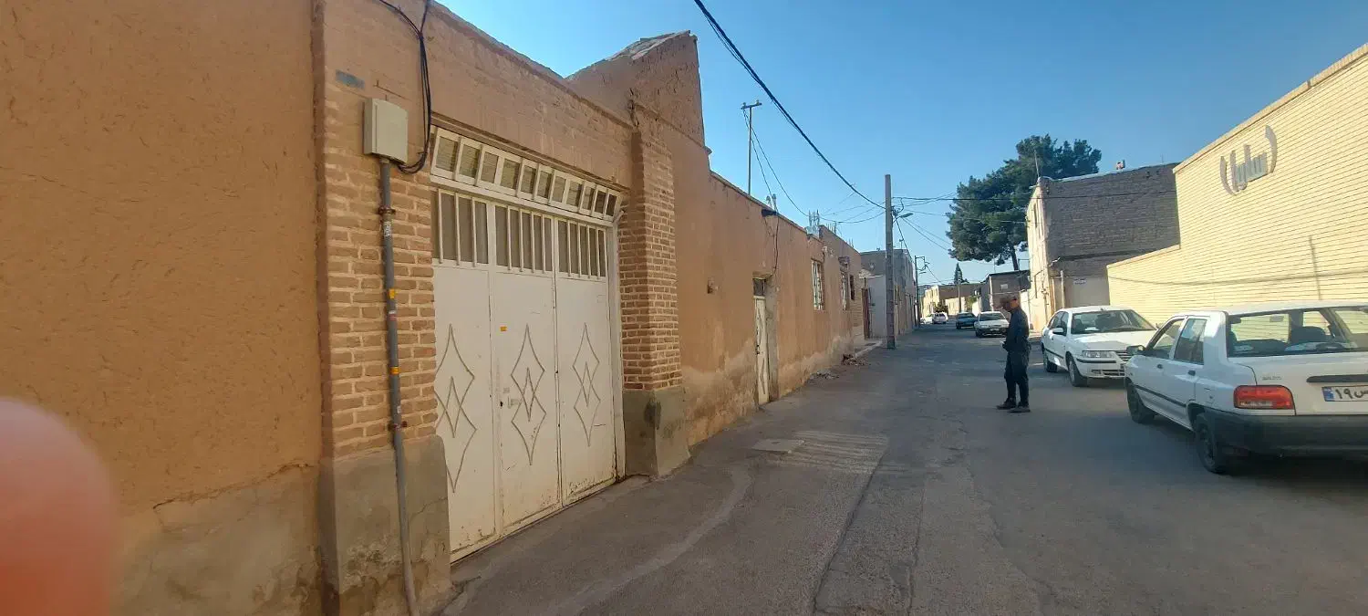 فروش ملک تجاری مسکونی خیابان ادیب