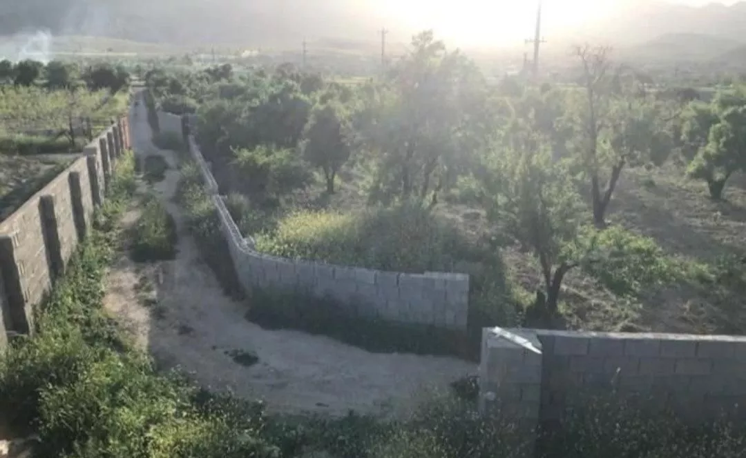 فروش باغ ۱۰۰۰ متری واقع در مهارلو دریاچه نمک