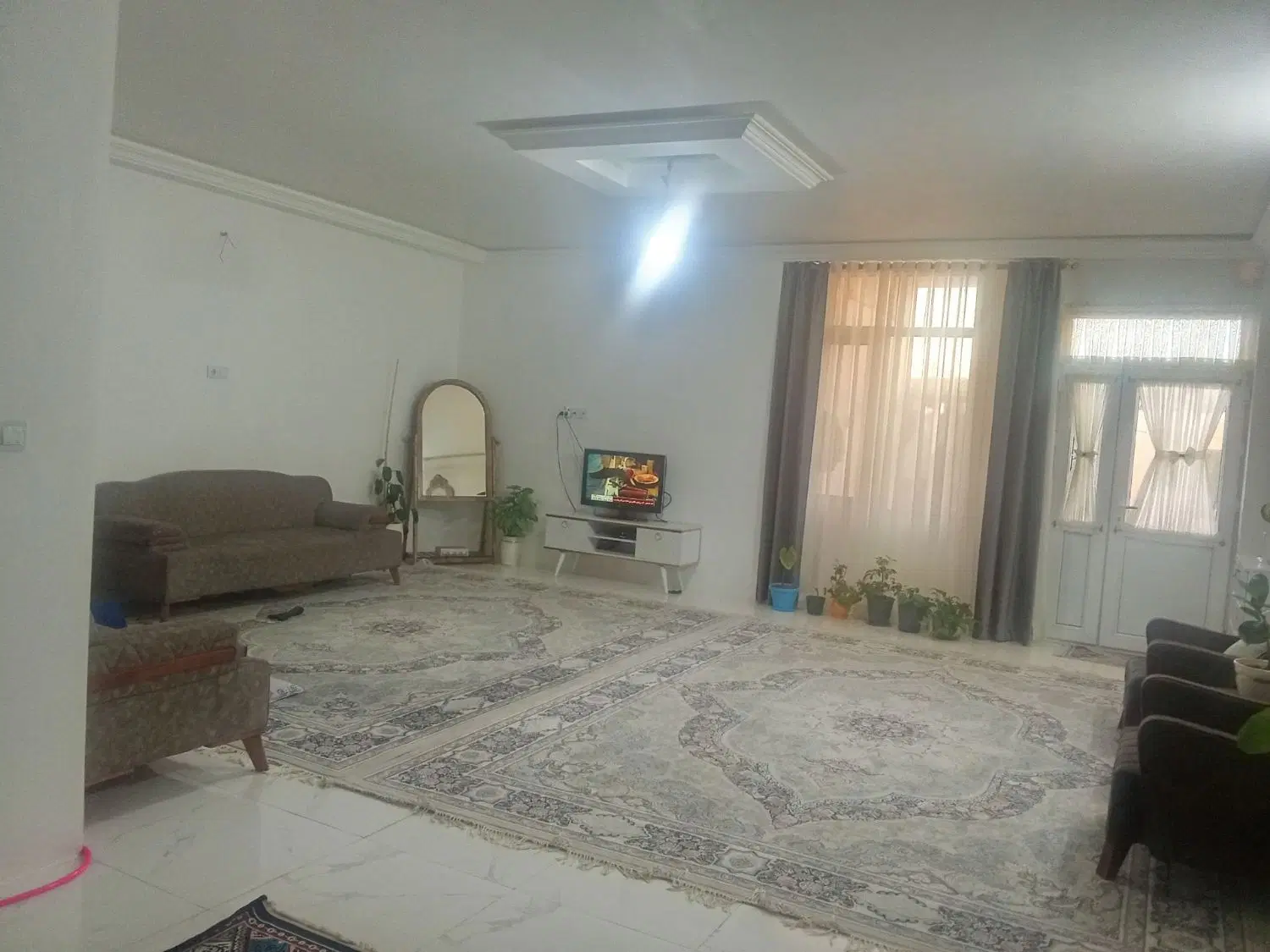 واحدهمکف فروشی در باقرخان ۳ حاجی بیگلر جهانی ۱۱