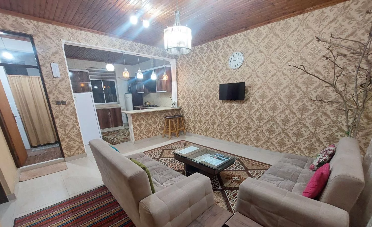 ویلا نزدیک به ساحل واقع درمیدان نخل