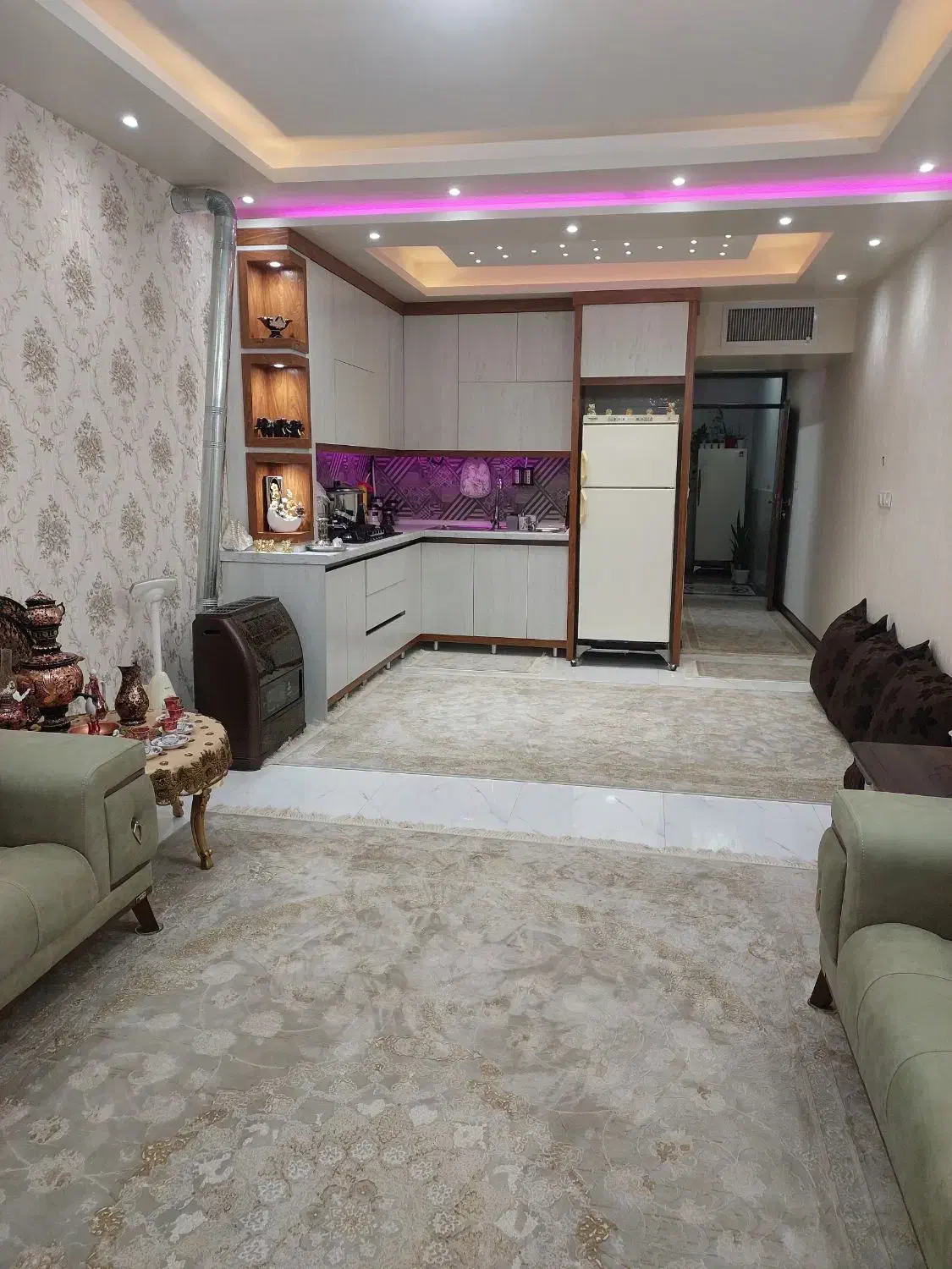 آپارتمان 62 متری بازسازی شده