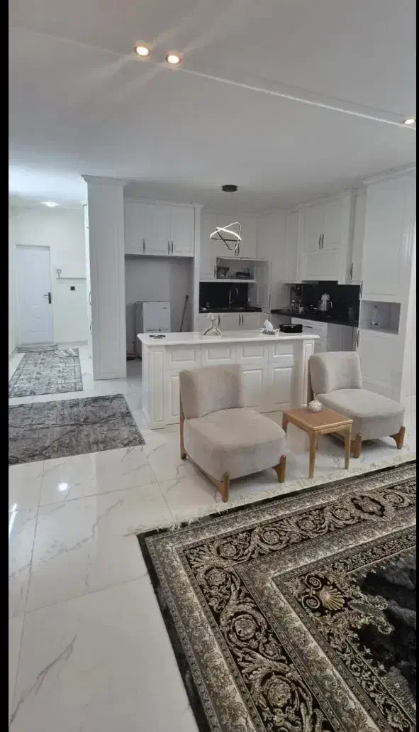 نیازمند ب یک همخونه هستم