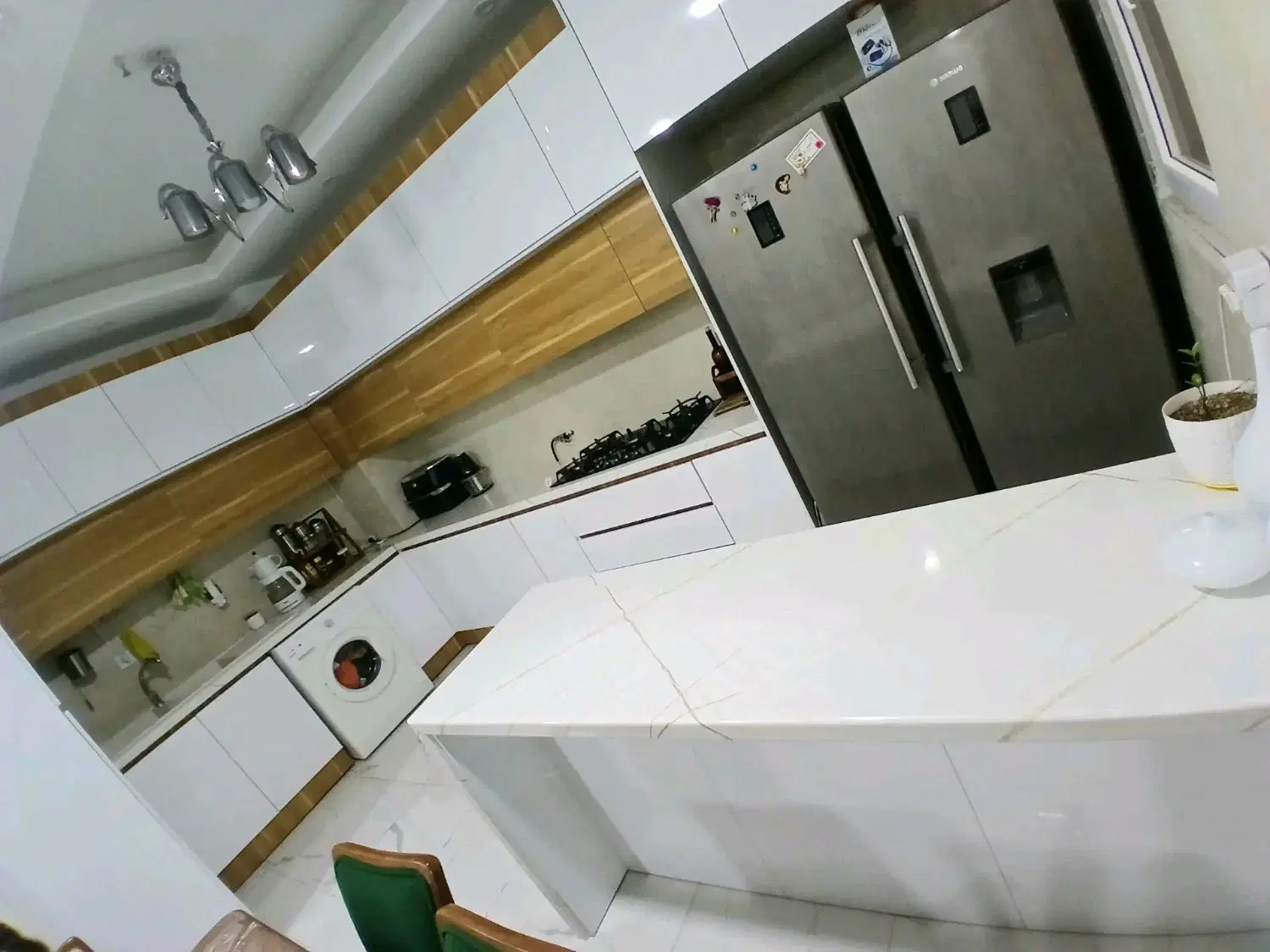 اجاره ۱۱۰ متر واحد نوساز شبنم ۵ باغستان غربی
