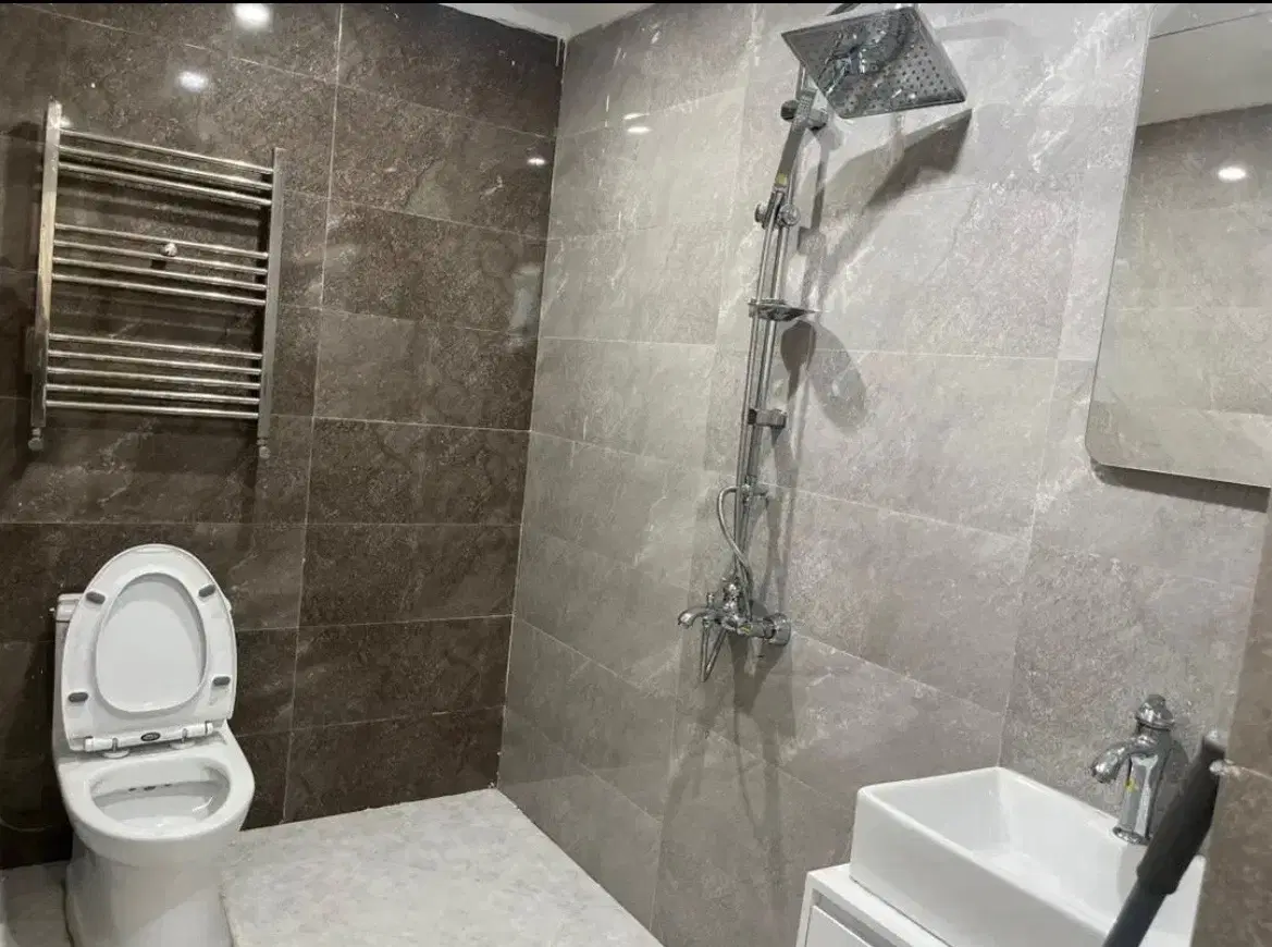 ۱۰۷ متر نوساز کابینت ام دی اف نما سنگ محله چهار