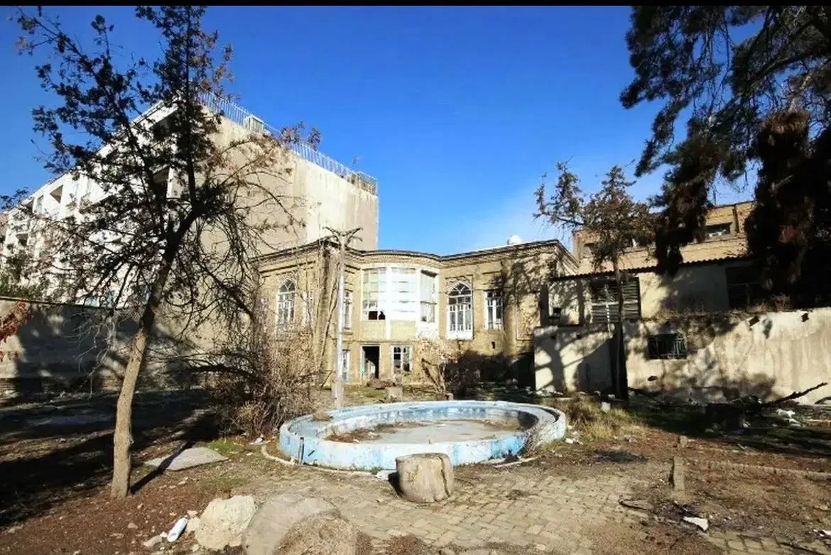 فروش ملک کلنگی اداری خیابان سپهبد قرنی