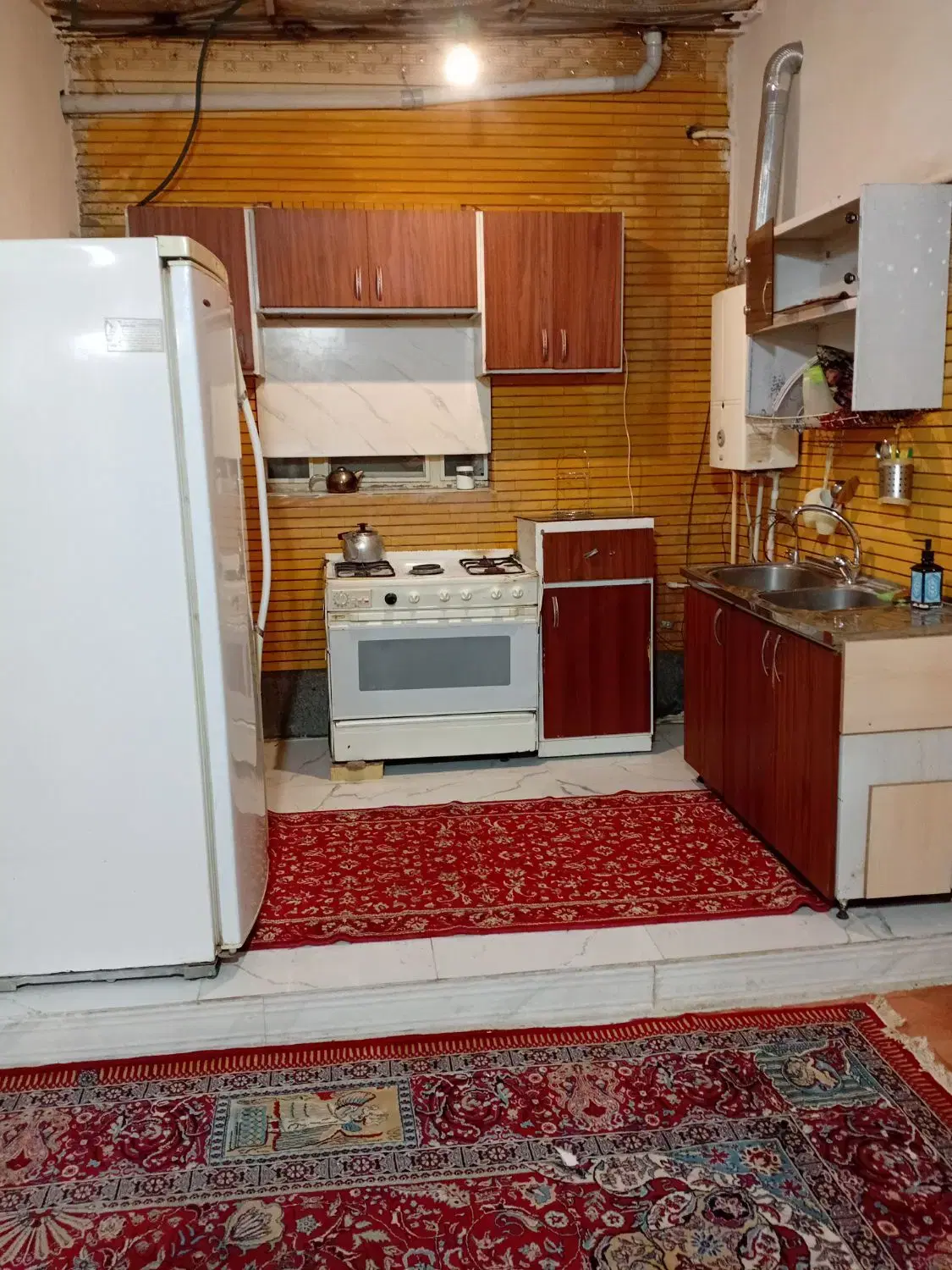 سوئیت ۶۰ متری مستقل تمیز و نوساز