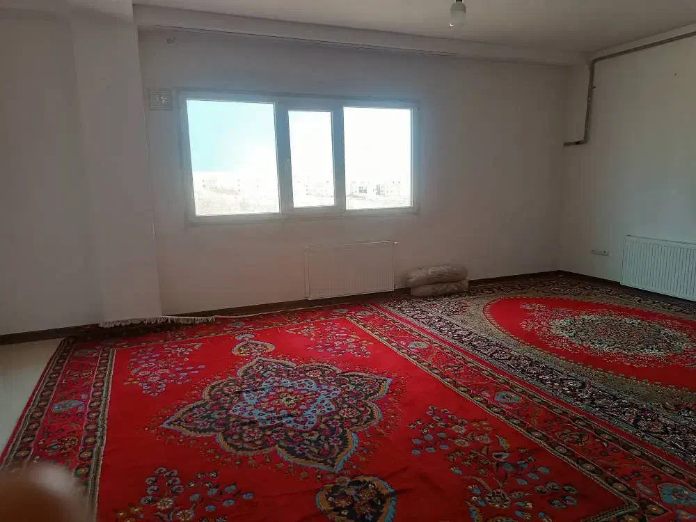 مهر ۶ خیابان ظفر  __طبقه سوم __