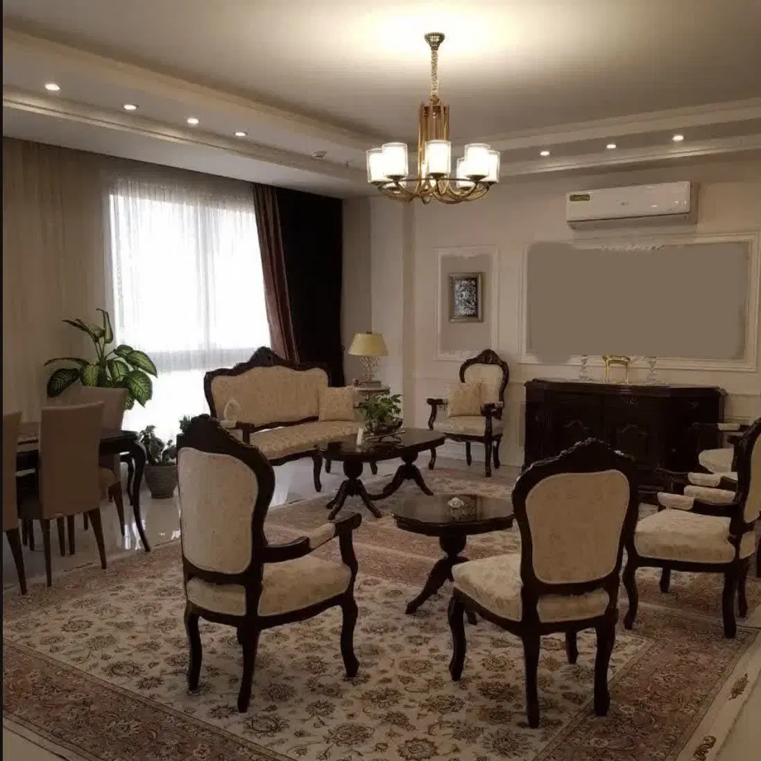 آپارتمان شیک ، اول الهیه