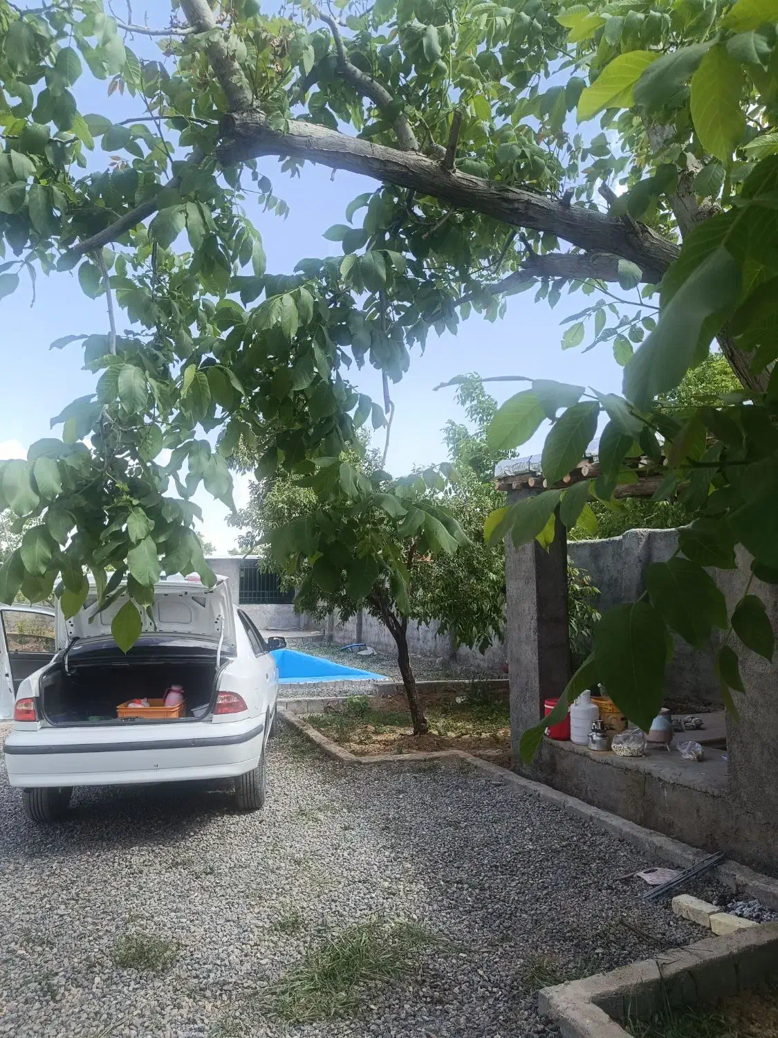 باغ زیر قیمت کارشناسی نزدیک باغبهادران و آبشار