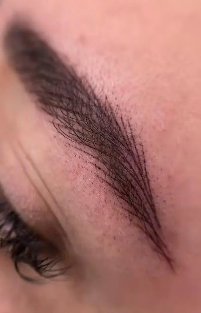 اجاره لاین ناخن، مژه،مانیکور پدیکور،تتو صورت و بدن