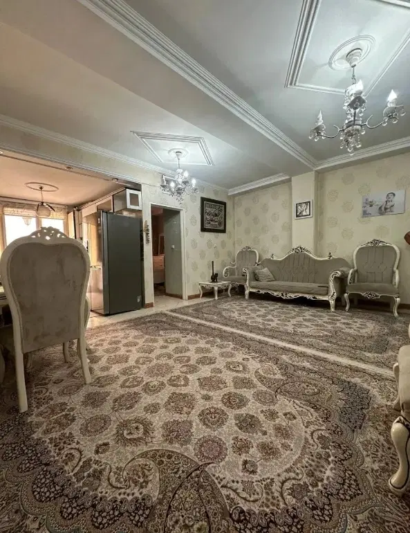 ۶۸متردوخواب اسانسور و انباری زیر قیمت عباسی