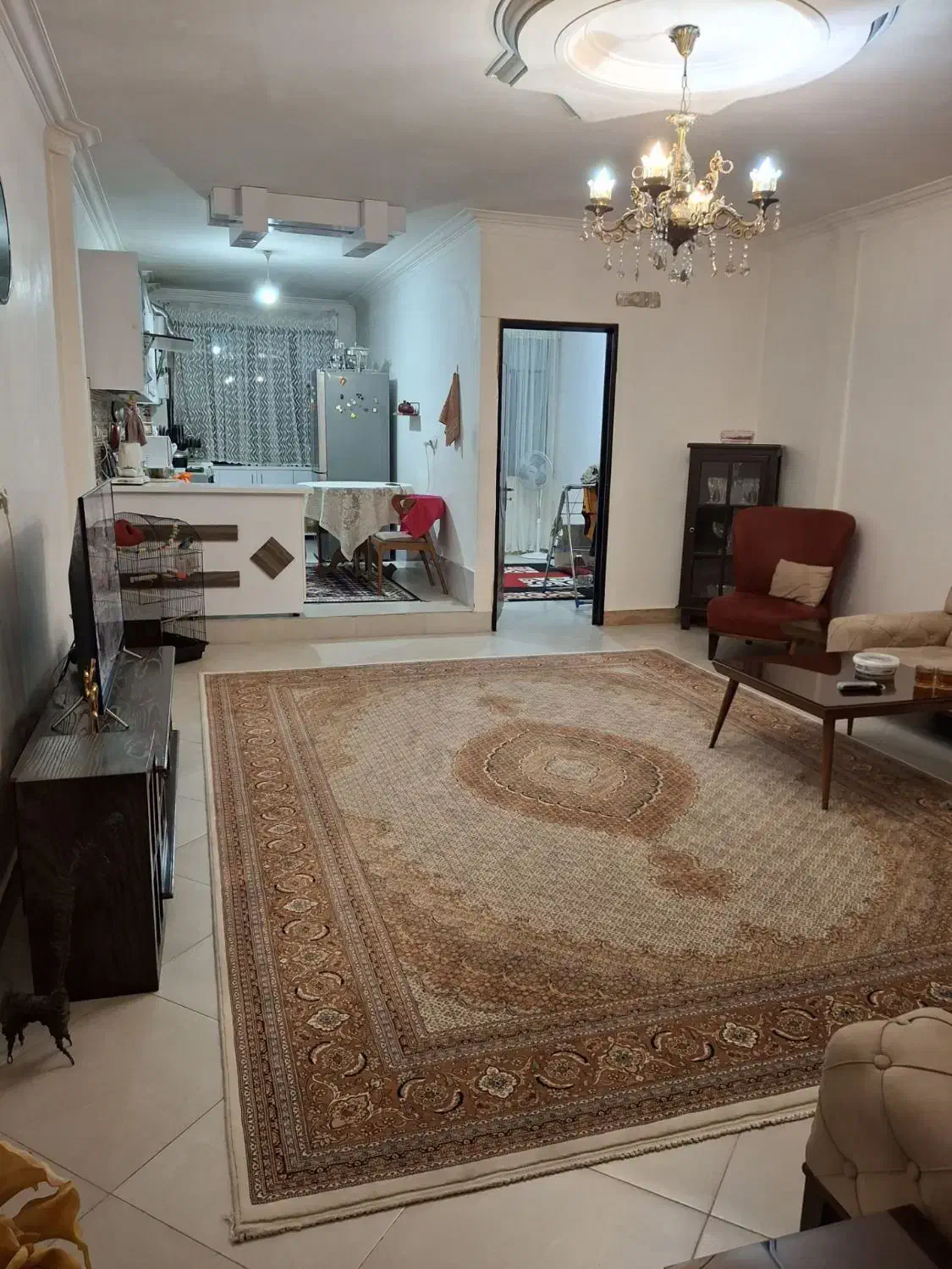 حاشیه خادم ۹_رهن کامل_پارکینگ_اسانسور