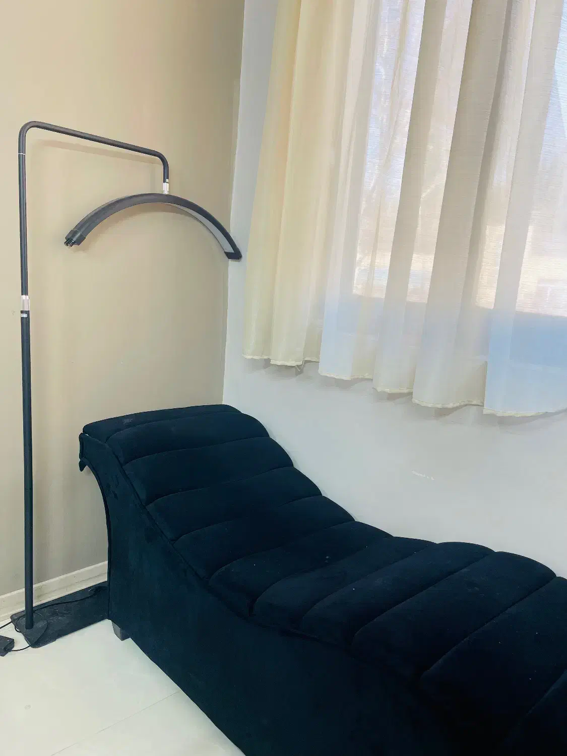 اجاره تخت مژه و صندلی رنگ