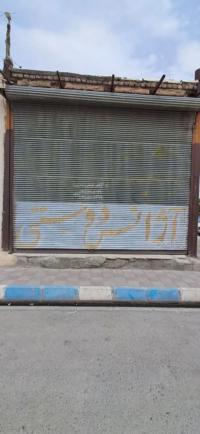 اجاره دوباب مغازه ۲۲ متری هرکدام