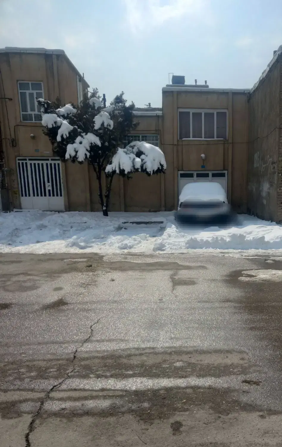خانه ویلایی شهرک مدنی