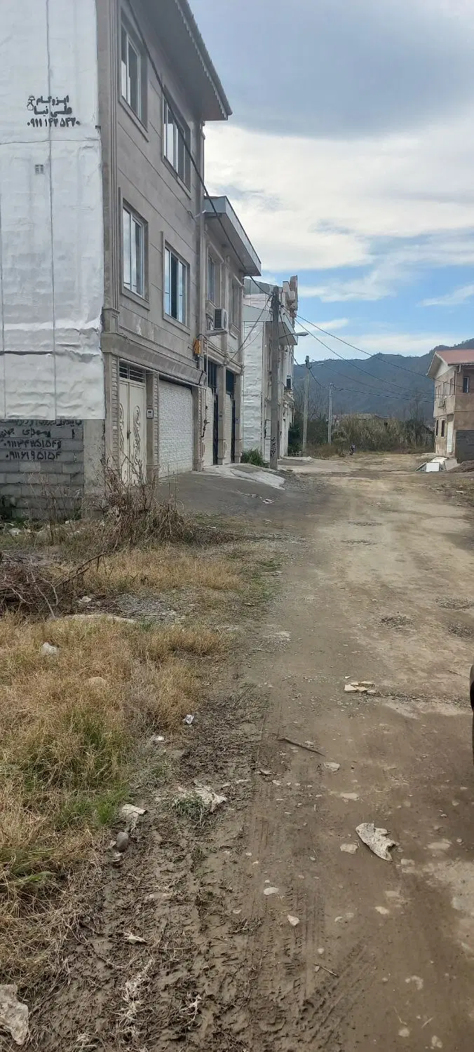 زمین مسکونی ۲۱۳متر سنددار لیلا شهر