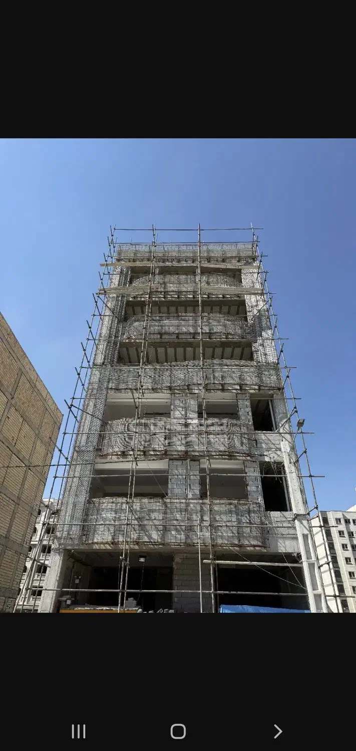 آپارتمان ۱۰۵ متری_شهرک شاهد_حیاط دار