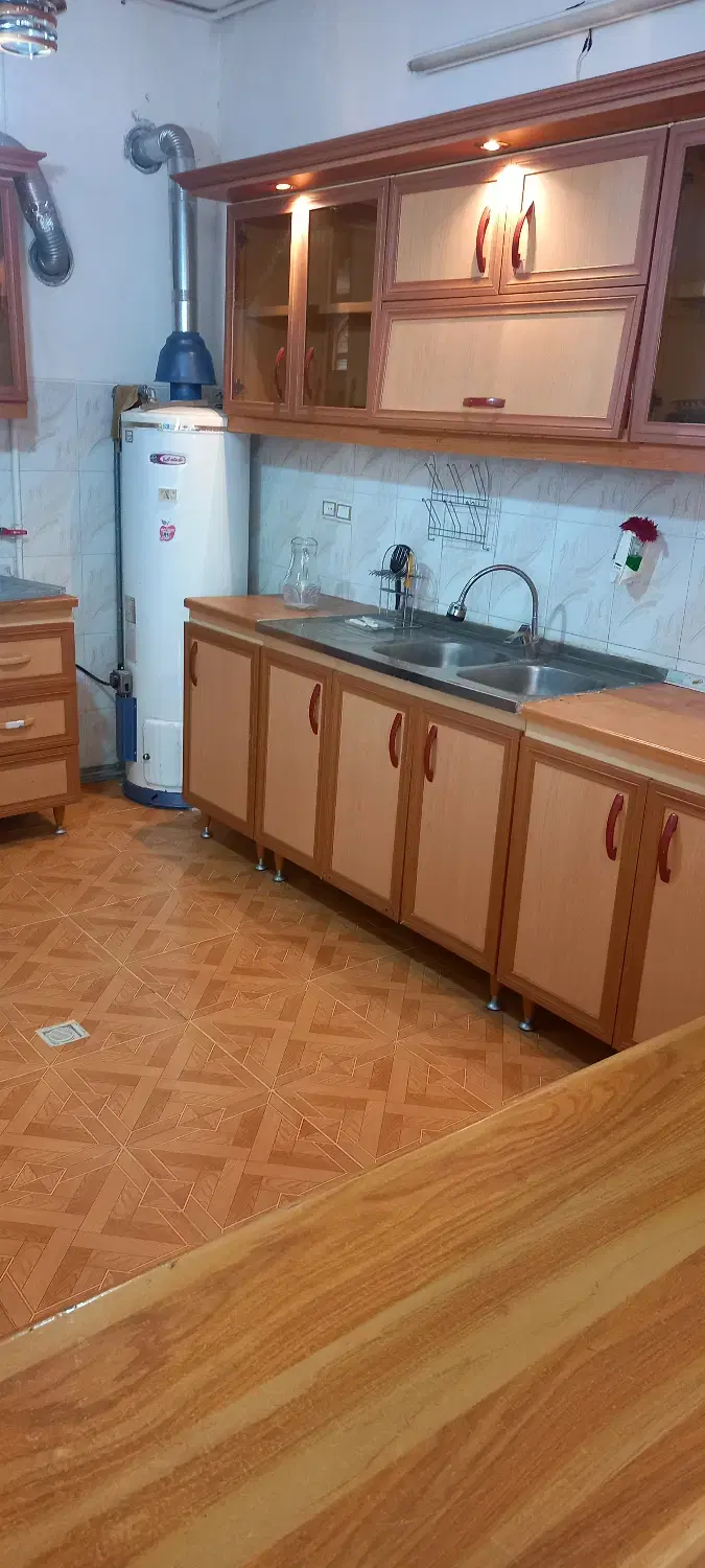 اجاره  دربست وروزانه سوییت حیاط دار با پارکینگ