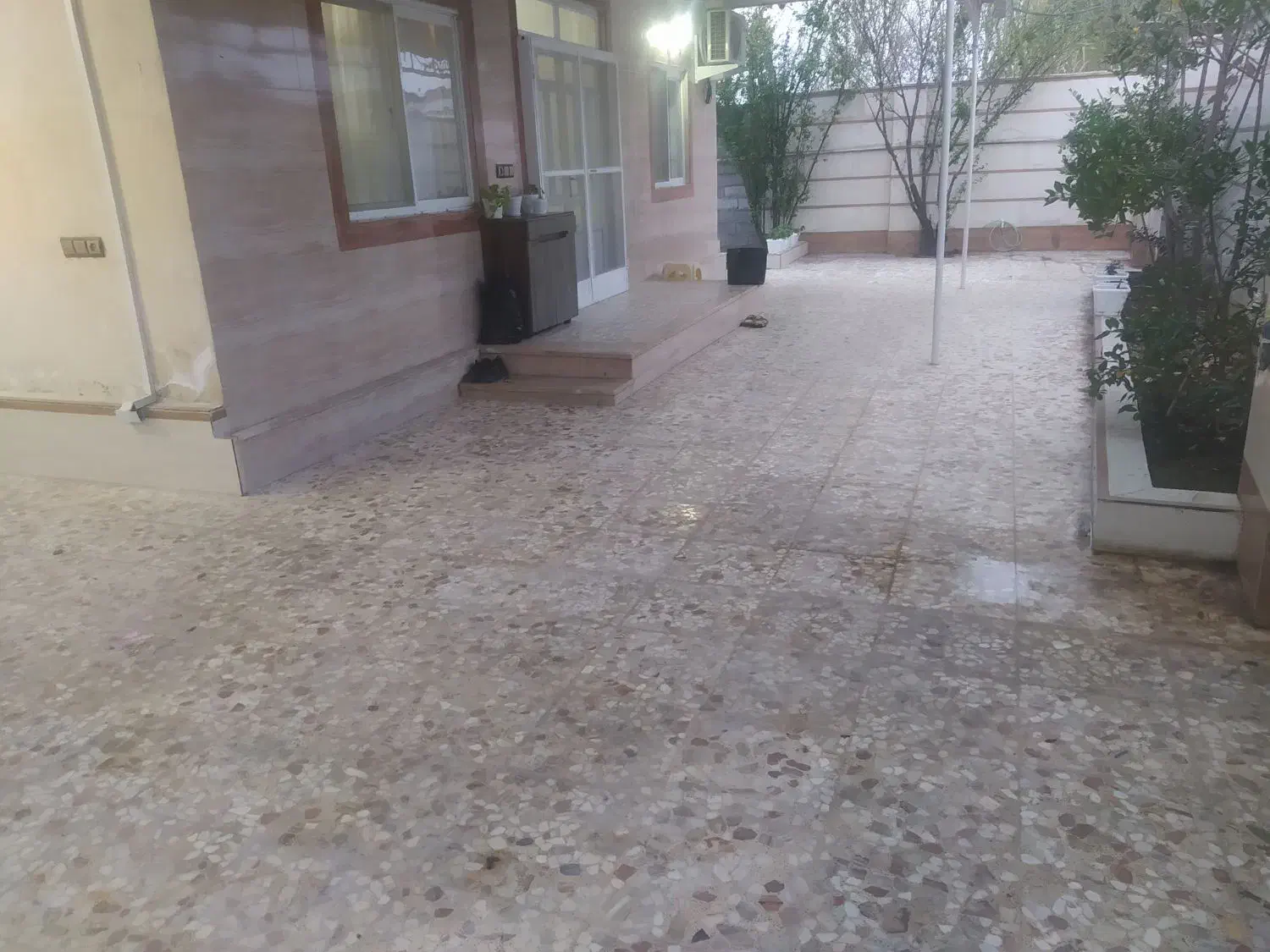 ویلا باغ ۵۰۰ متری