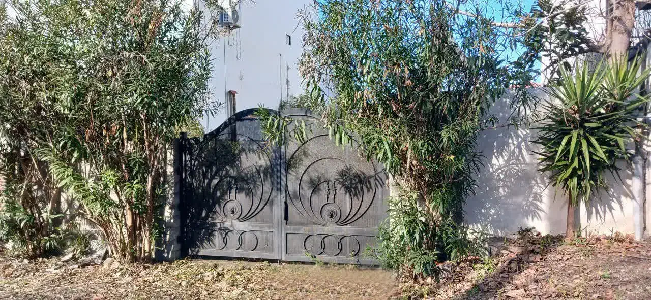 نوشهر ۲۰۰ متر زمین چهار دیواری نخ شمال