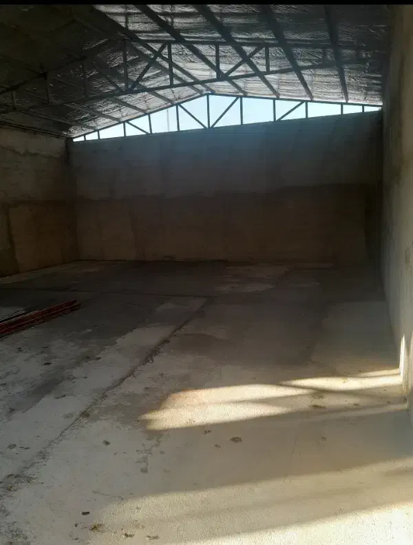 کارگاه به متراژ ۲۰۰ متر