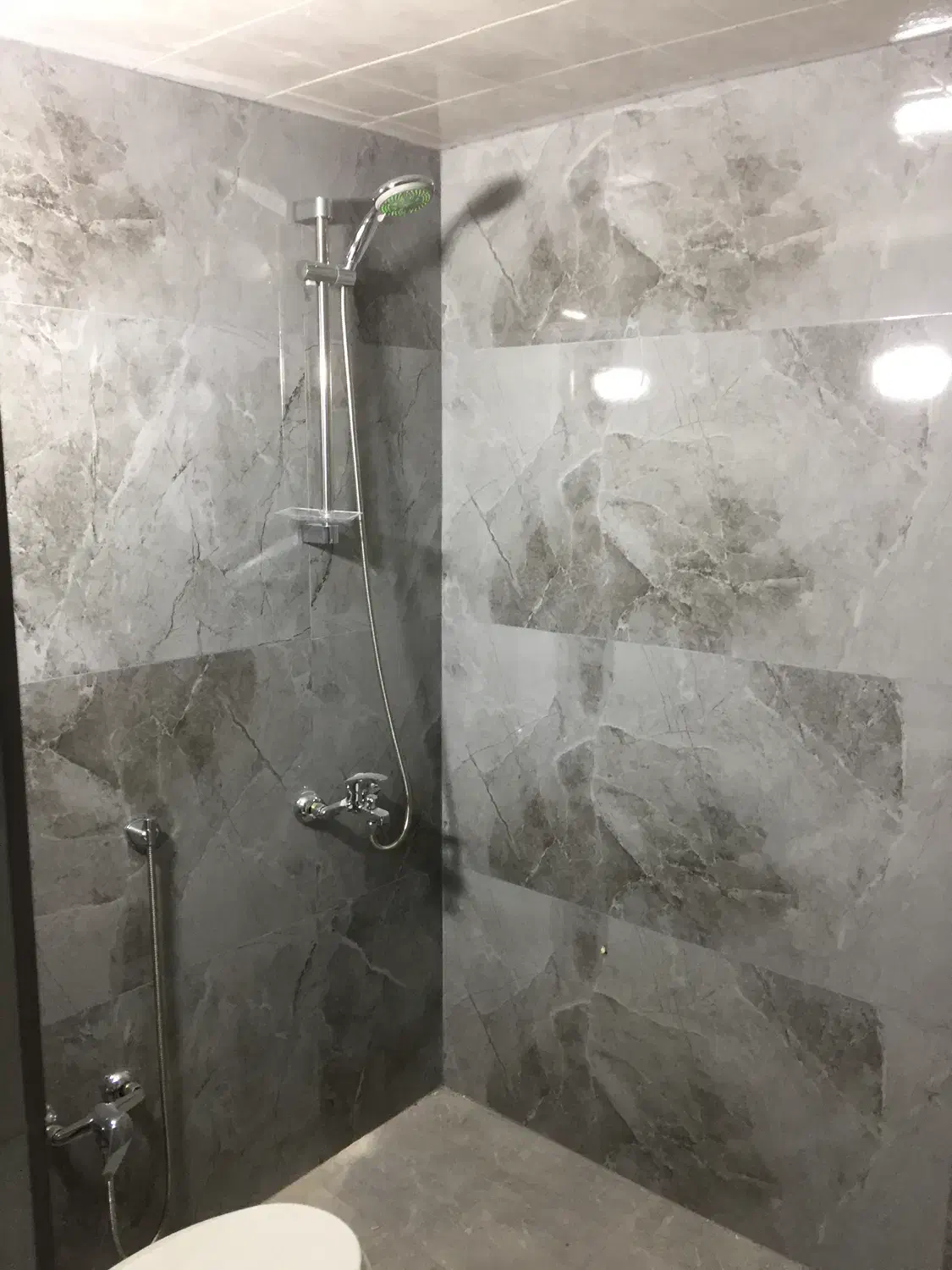 ۸۵ متر _ کمربندی غربی _ فول بازسازی