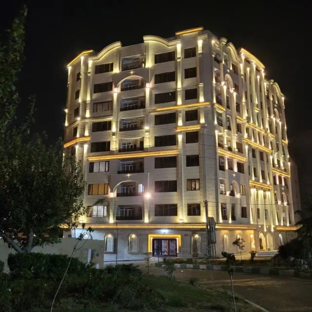 فروش آپارتمان ۲۰۳ متری