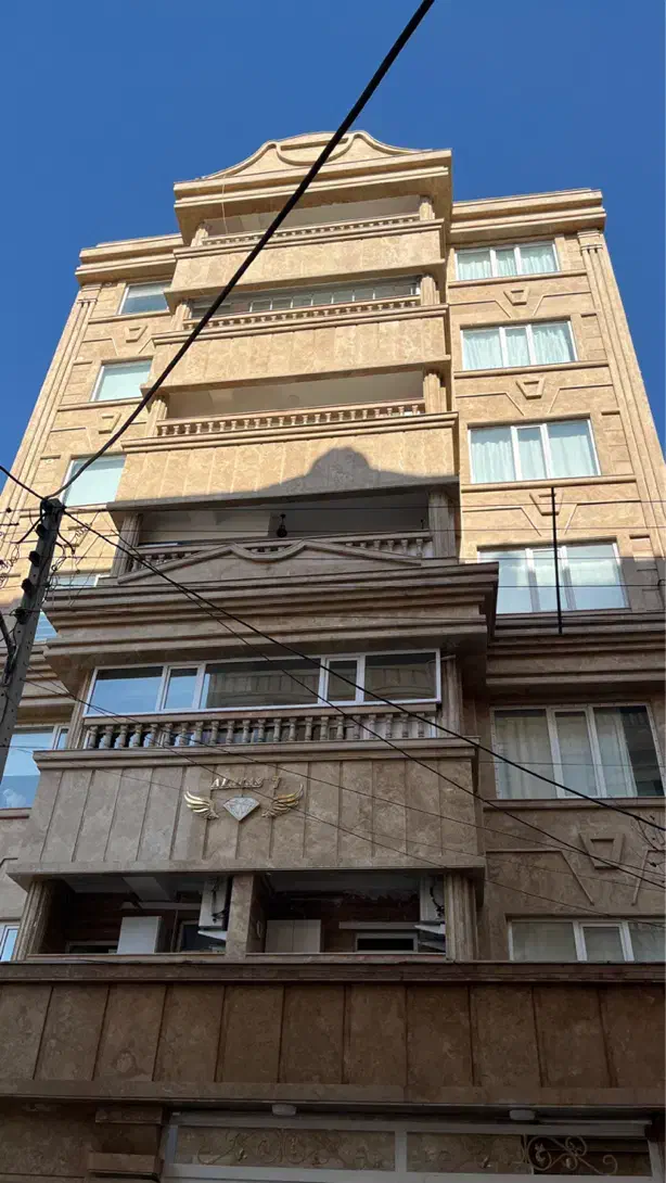 آپارتمان ۱۸۰متری فرهنگیان فاز۲