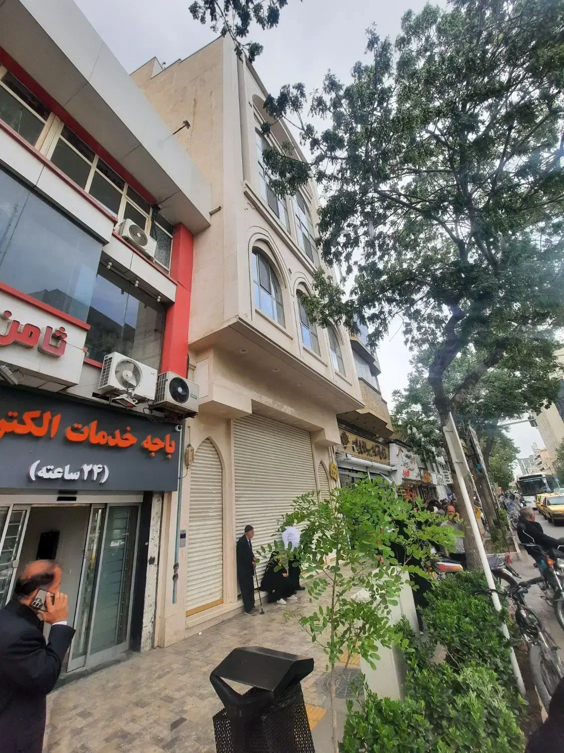 اجاره مغازه تجاری ۴۶۰ متر