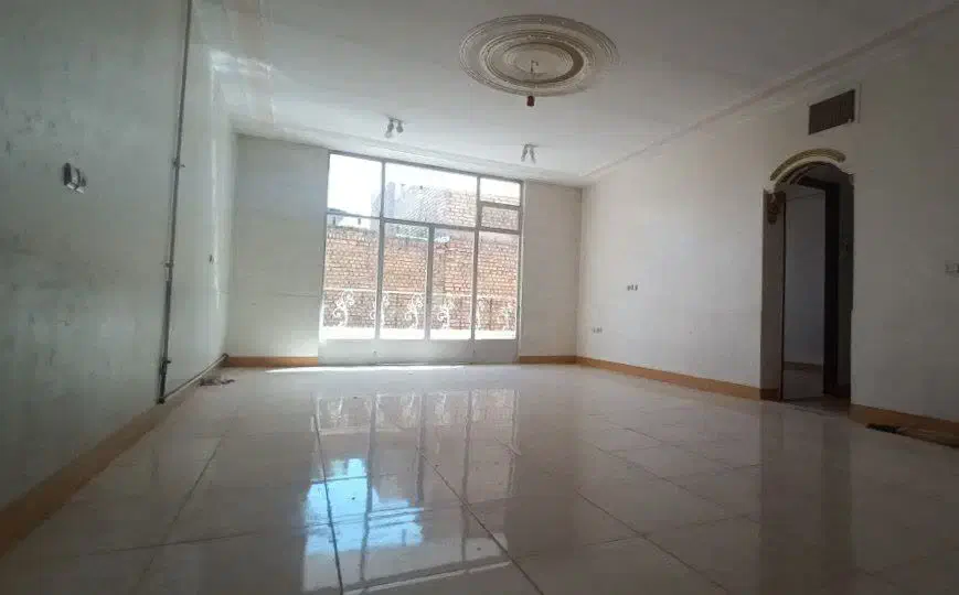 واحد مجزا ۱۲۰ متری از منزل ۲ طبقه