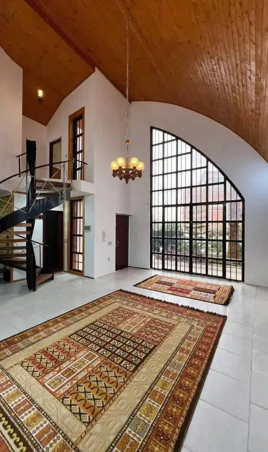 ویلانماشیشه ای350متری_منظره خفن دوبلکس داخل چوب